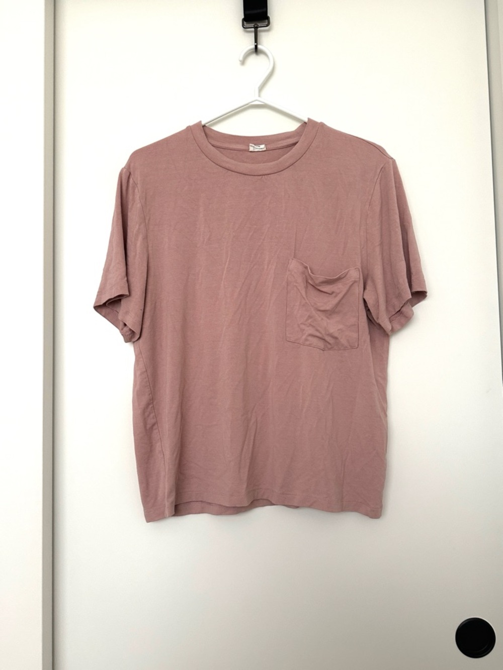 Wilfred Pocket T-Shirt - Pink